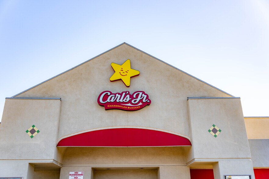 More Photos Of 40930-41090 California Oaks Rd, Murrieta Unknown For Lease