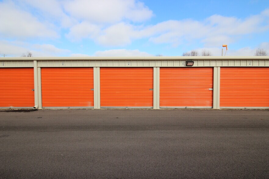 More Photos Of 1930 US Highway 45 Byp S, Trenton Self Storage For Sale
