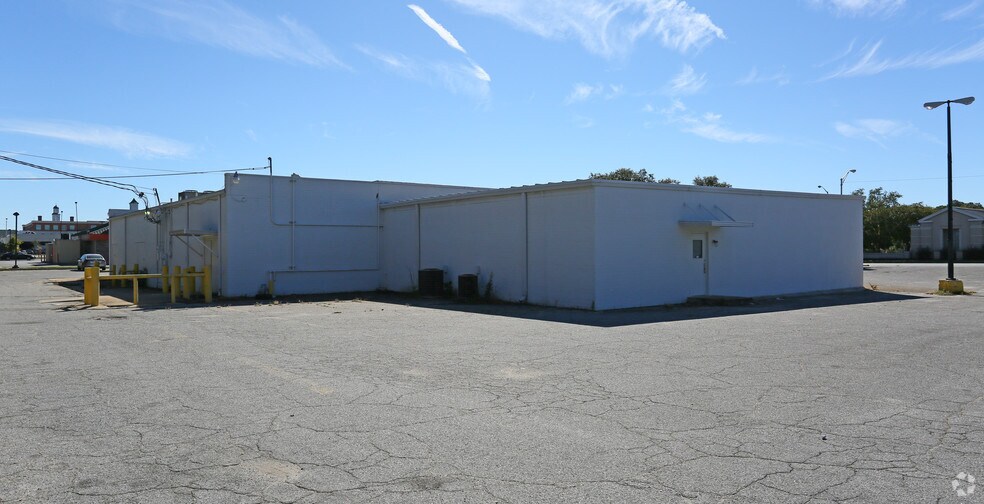 More Photos Of 317 W Oglethorpe Blvd, Albany Warehouse For Lease