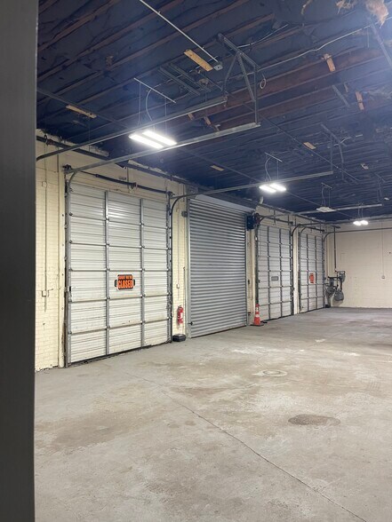 More Photos Of 78-84 Frelinghuysen Ave, Newark Warehouse For Lease