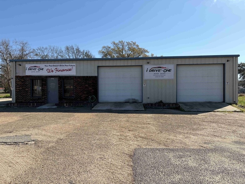 Primary Photo Of 4029 14th St, Pascagoula Auto Dealership For Lease