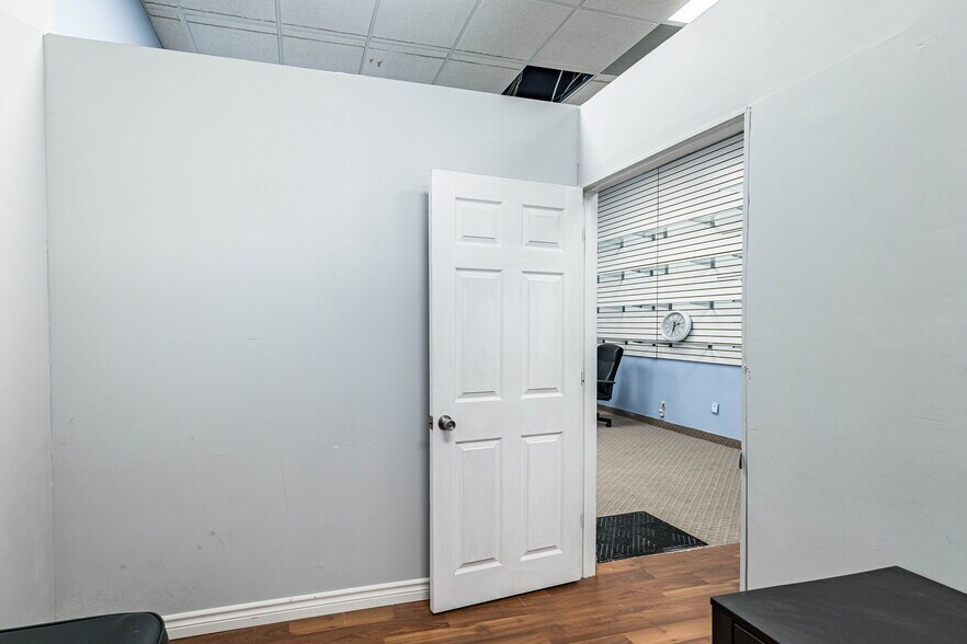 More Photos Of 1625 Albion Rd, Toronto Medical For Sale