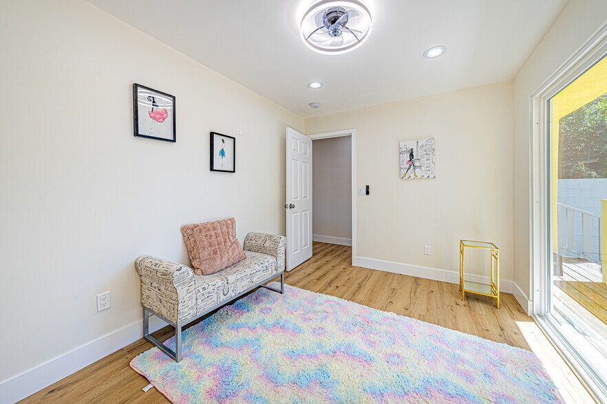 More Photos Of 5633 La Mirada Ave, Los Angeles Apartments For Sale