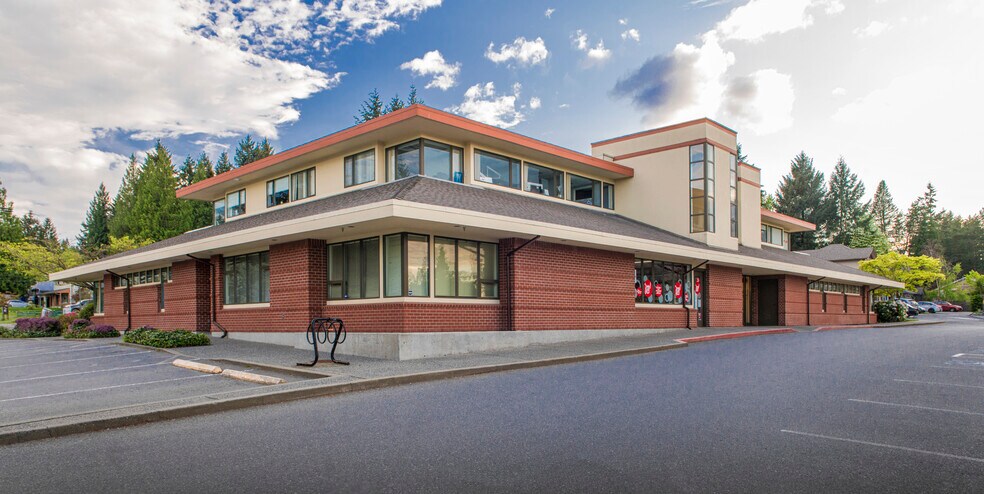 More Photos Of 6010 Brickyard Rd, Nanaimo Medical For Lease