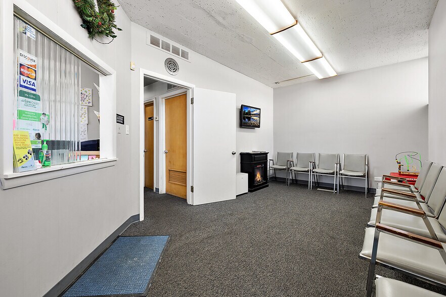 More Photos Of 16068 E 8 Mile Rd, Detroit Medical For Sale