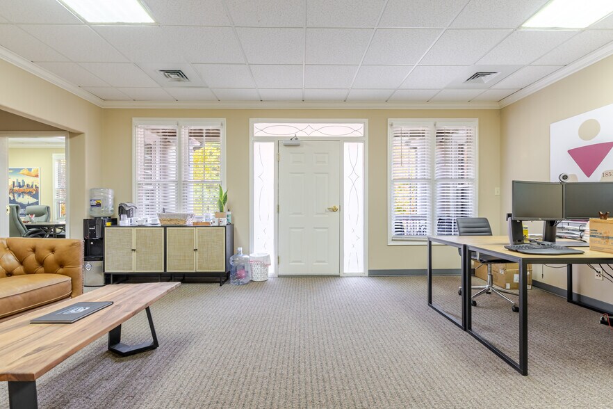 More Photos Of 9355 Founders St, Fort Mill Office For Sale