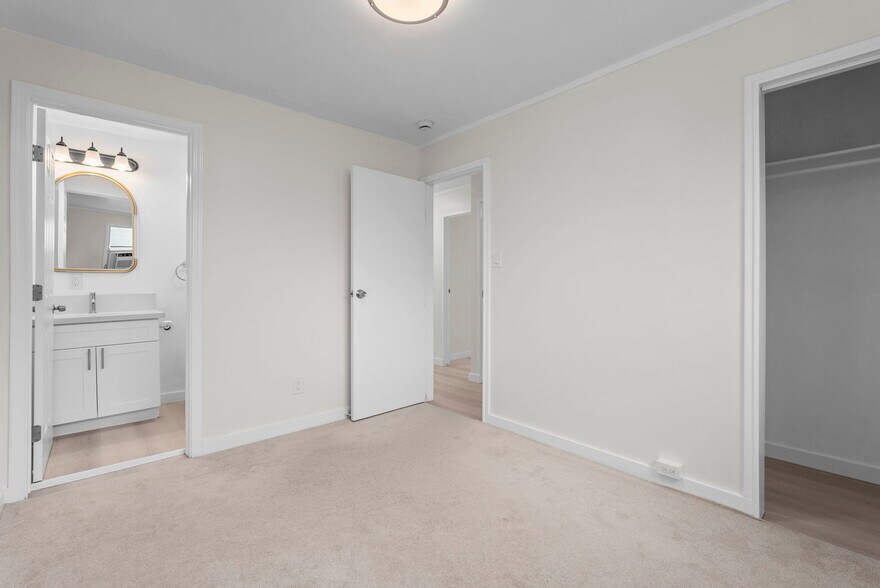 More Photos Of 1113 Villa Ln, Honolulu Flex For Sale
