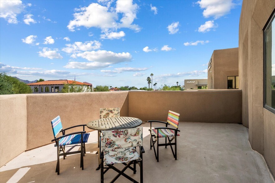 More Photos Of 8712 E Vista Bonita Dr, Scottsdale Medical For Sale