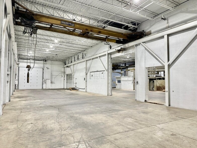 More Photos Of 1410 Harding E Hwy, Marion Warehouse For Sale