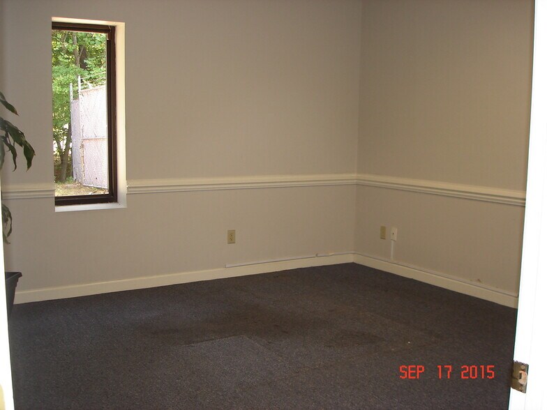 More Photos Of 201 Production Dr, Yorktown Distribution For Lease