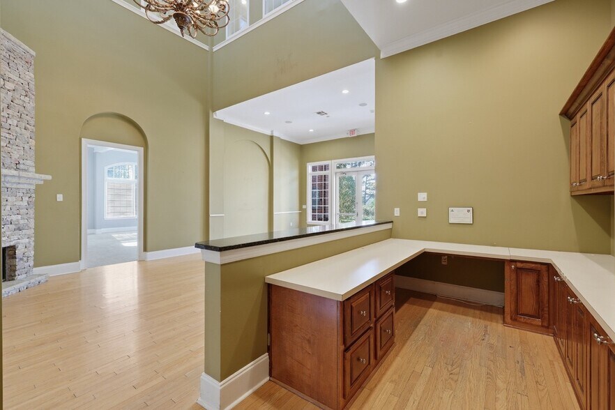 More Photos Of 6470 Georgia 400, Cumming Medical For Sale