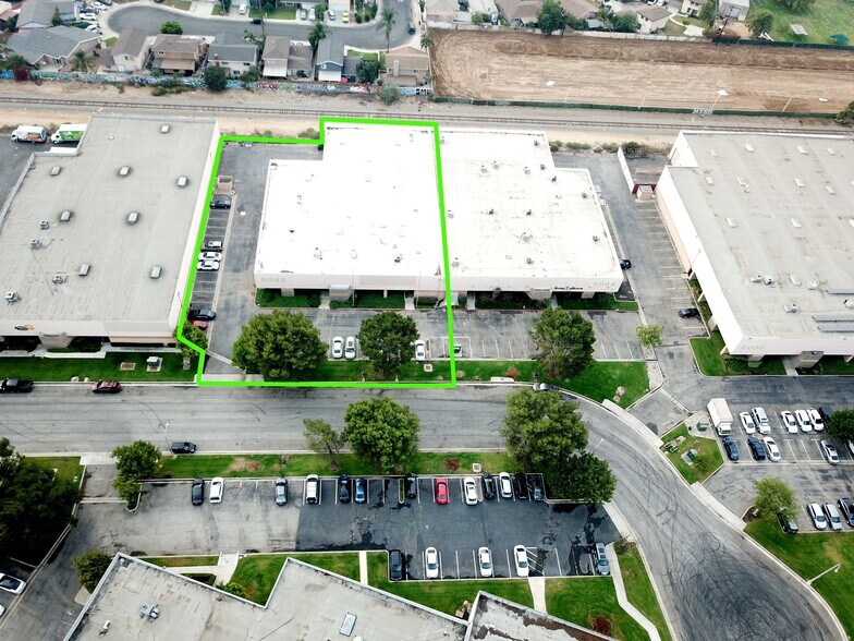 More Photos Of 6048 Triangle Dr, Commerce Warehouse For Lease