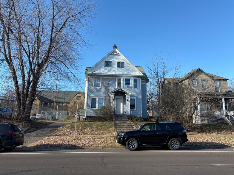 Primary Photo Of 1109 E 3rd St, Duluth Apartments For Sale