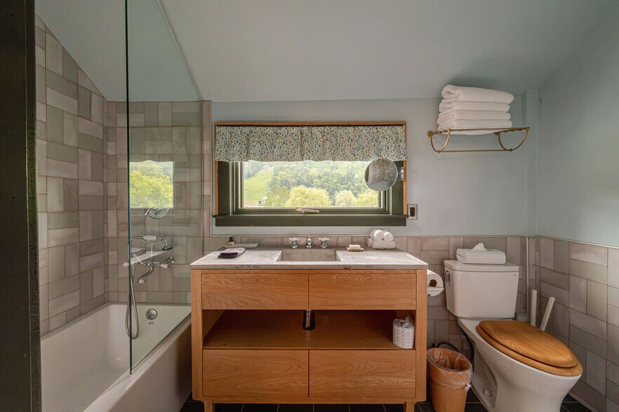More Photos Of 37 Catamount Rd Hillsdale, Hillsdale Hotel For Sale