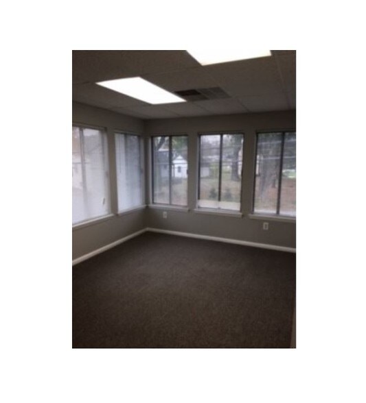 More Photos Of 1 N Bacton Hill Rd, Malvern Office For Lease