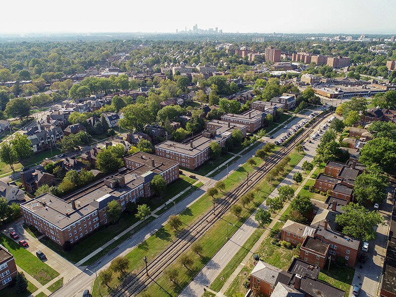 Primary Photo Of 2830-2890 Van Aken Blvd, Cleveland Apartments For Sale