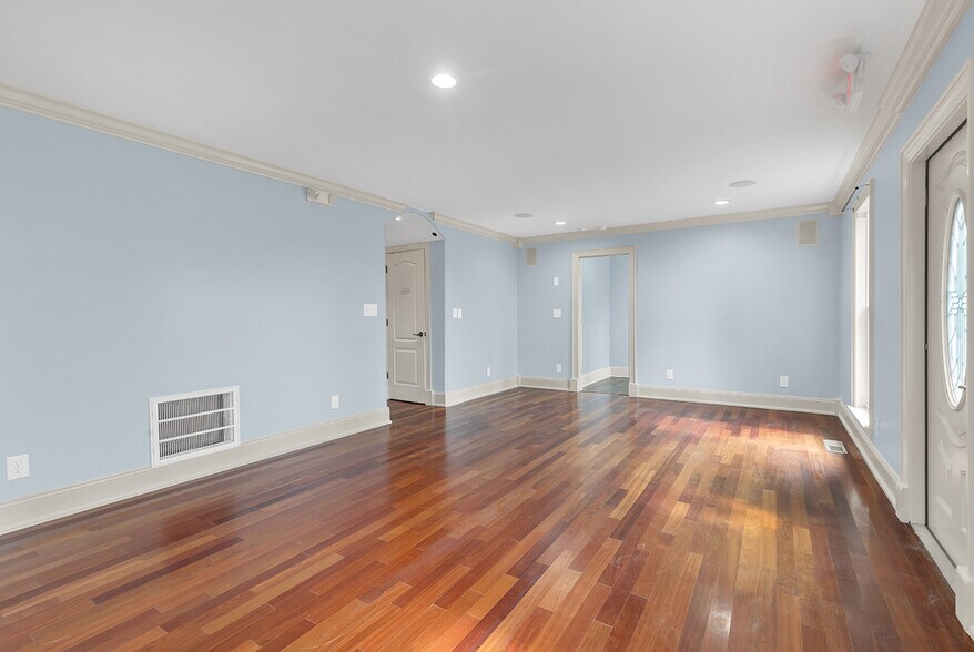 More Photos Of 9300 Highway 17 Byp, Murrells Inlet Office For Sale