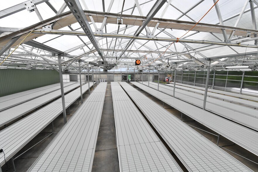 More Photos Of 1070 Wadesville Rd, Berryville Light Manufacturing For Sale