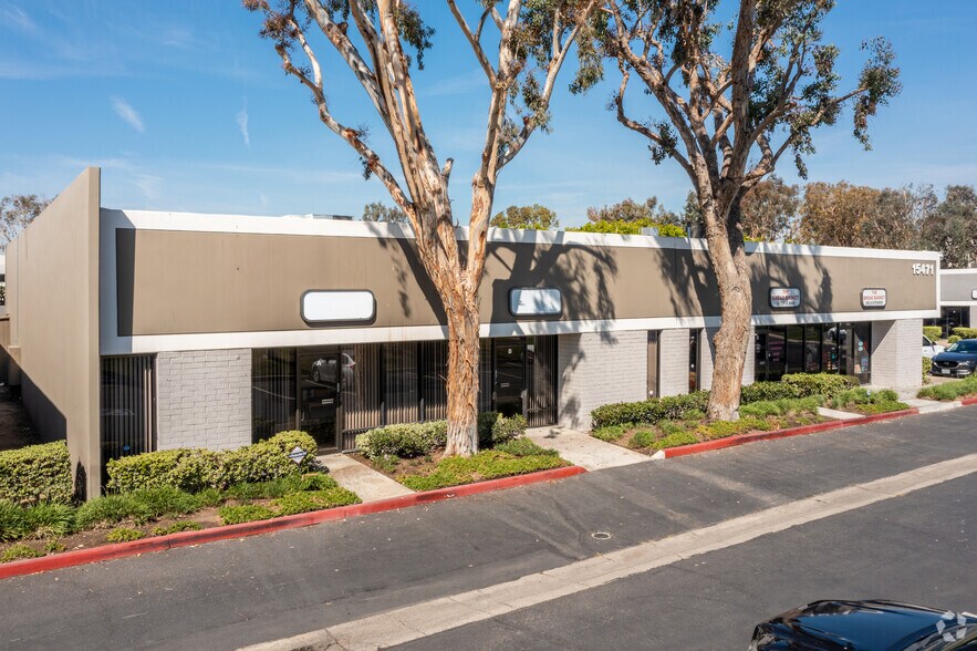 More Photos Of 15471 Red Hill Ave, Tustin Light Manufacturing For Lease