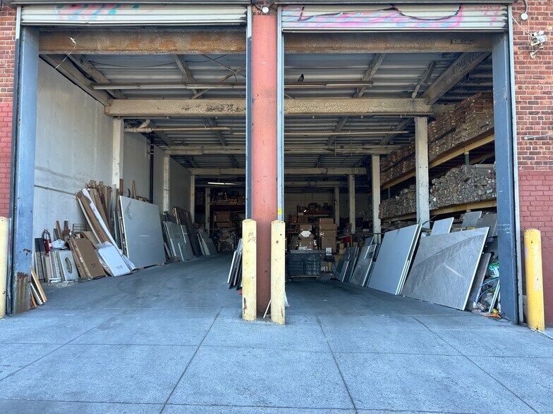 More Photos Of 60 Anthony St, Brooklyn Manufacturing For Lease