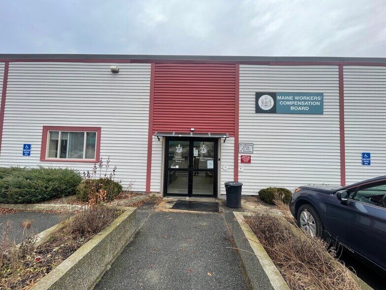 More Photos Of 1037 Forest Ave, Portland General Retail For Lease