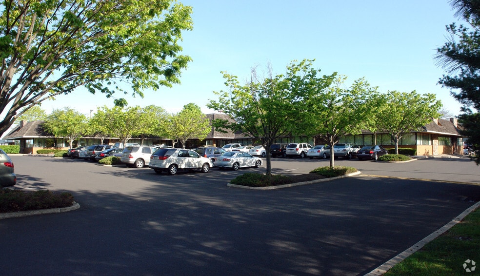 More Photos Of 283 2nd Street Pike, Southampton Office For Sale