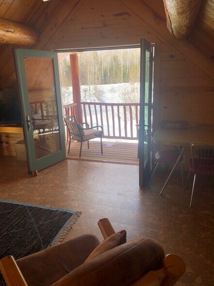 More Photos Of 465 Westover Rd, Two Harbors Specialty For Sale