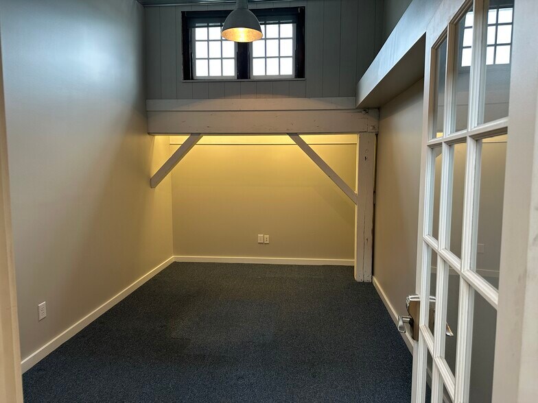 More Photos Of 9130 Otis Ave, Indianapolis Warehouse For Lease