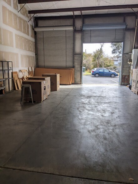 More Photos Of 2792 Michigan Ave, Kissimmee Warehouse For Lease