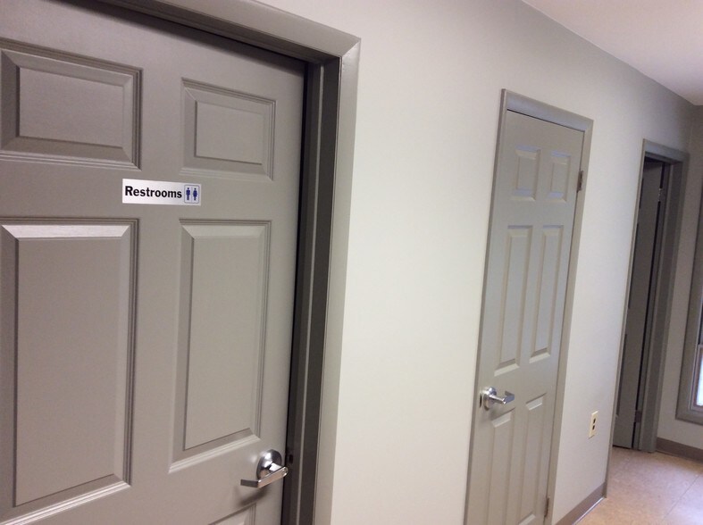 More Photos Of 170 Changebridge Rd, Montville Office For Lease