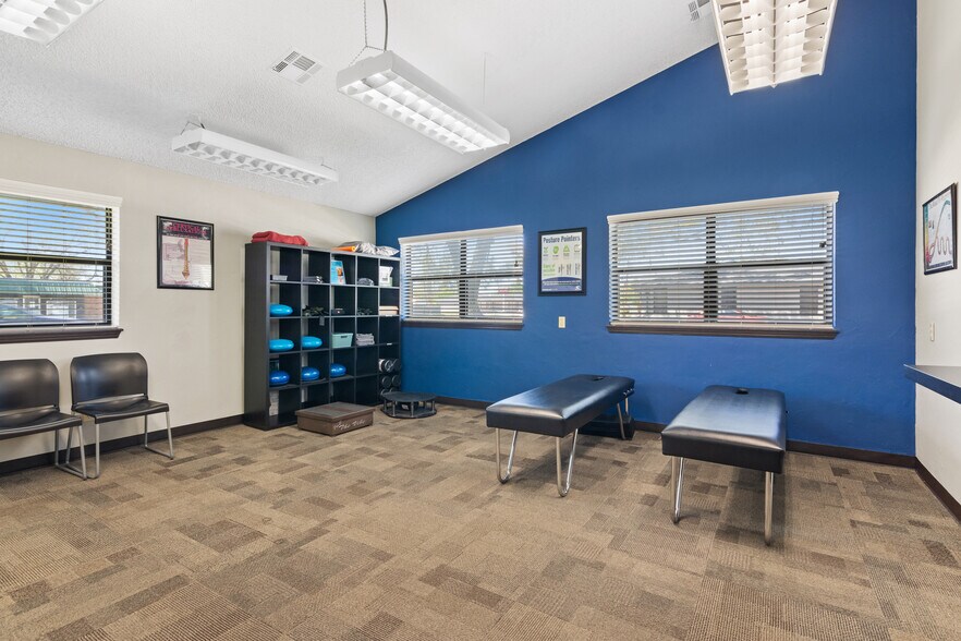 More Photos Of 4334 N Meridian Ave, Oklahoma City Office Residential For Sale