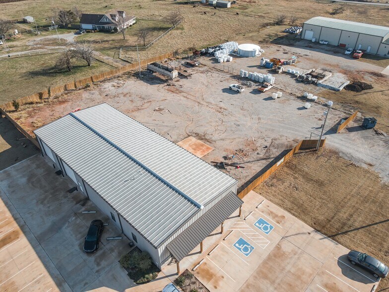 More Photos Of 9808 S Sunnylane Rd, Moore Office For Sale