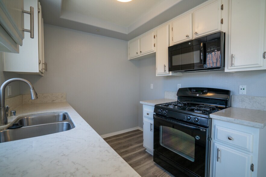 More Photos Of 9556-9568 Walker St, Cypress Apartments For Sale
