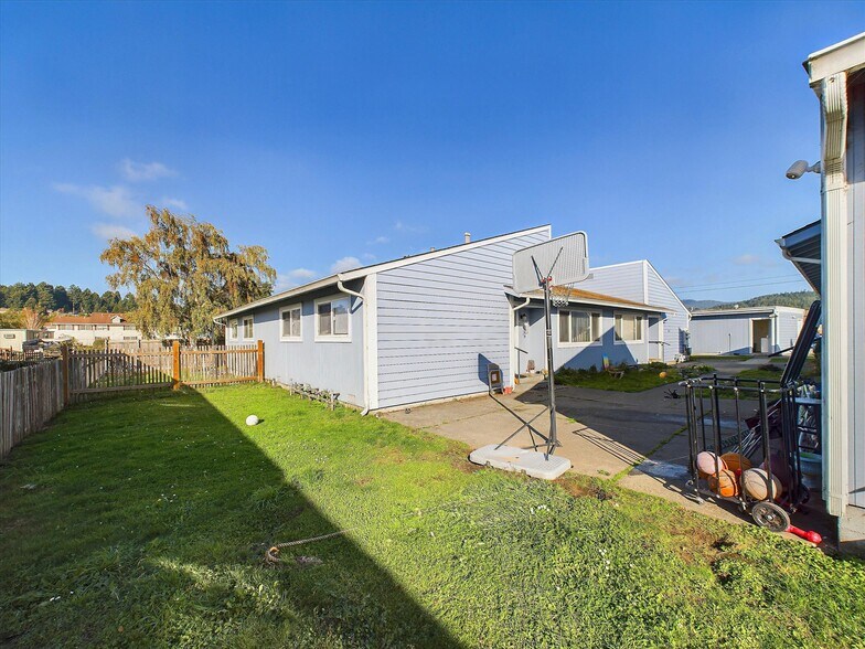 More Photos Of 3002-3016 Smith Ln, Fortuna Apartments For Sale