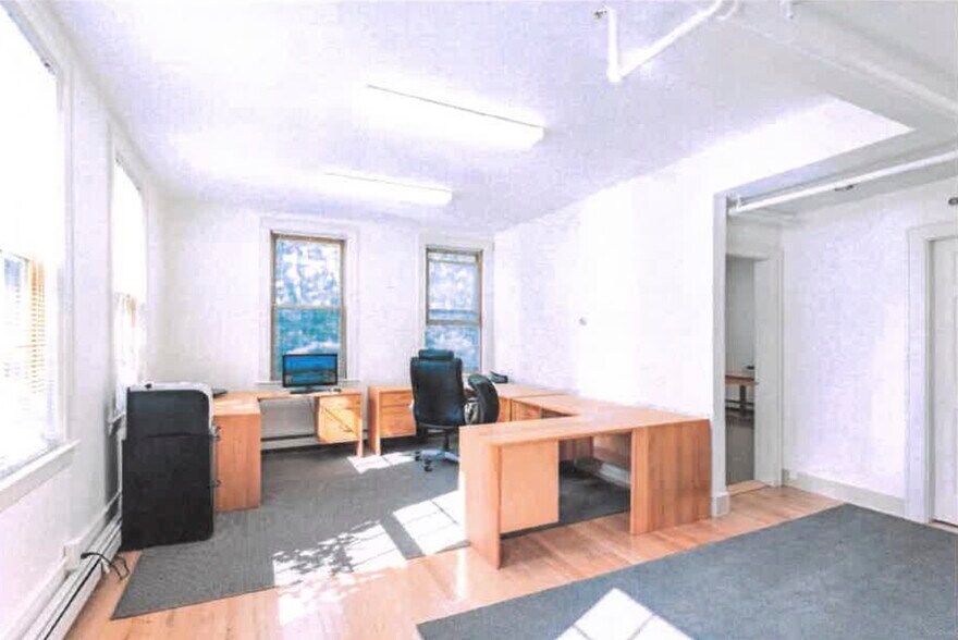 More Photos Of 190 Hanover St, Lebanon Medical For Lease