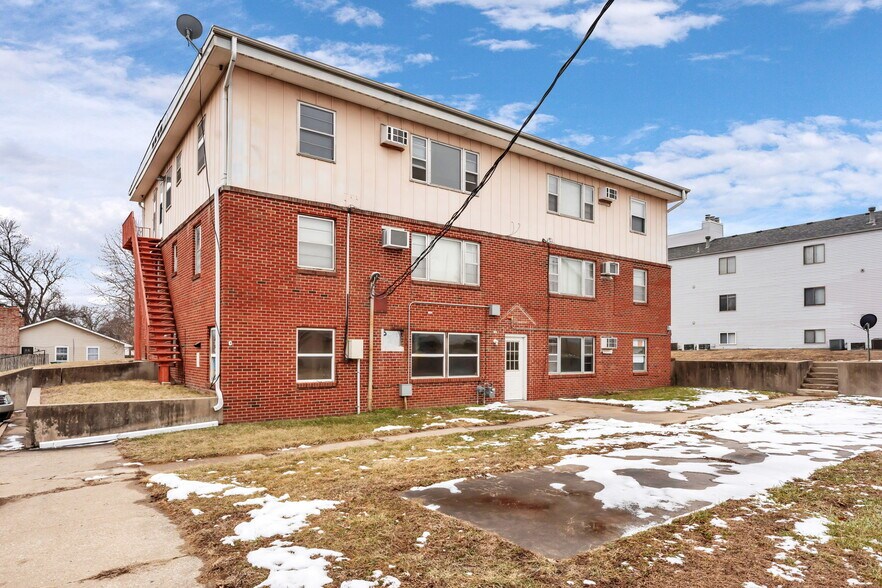 More Photos Of , Topeka Multifamily For Sale