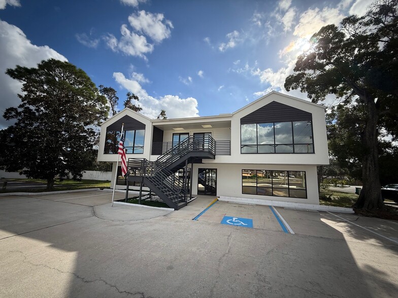 More Photos Of 47 W New Haven Ave, Melbourne Medical For Sale
