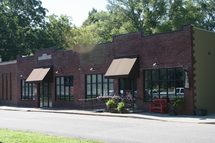 Primary Photo Of 40-60 Front St, Rossville Office For Sale