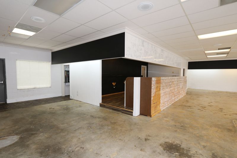More Photos Of 3324 Wade Hampton Blvd, Taylors Storefront Retail Office For Lease