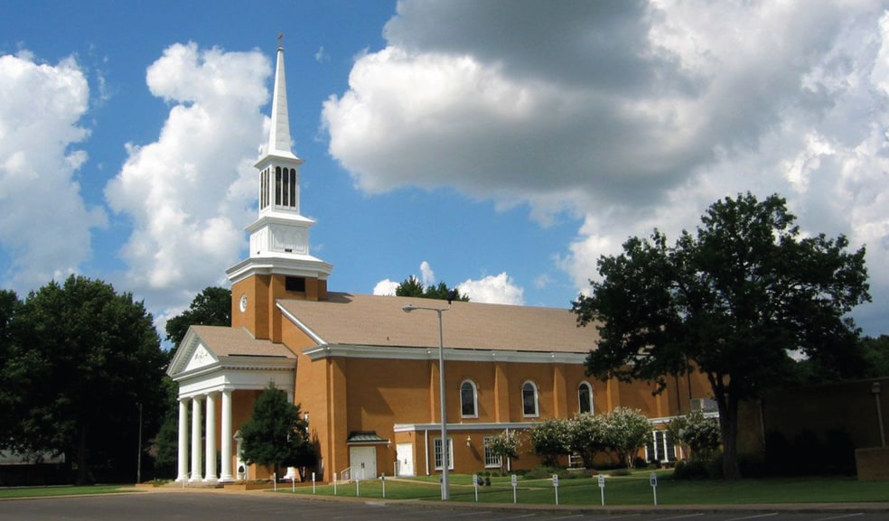 Primary Photo Of 2500 Ridgeway Rd, Memphis Religious Facility For Sale