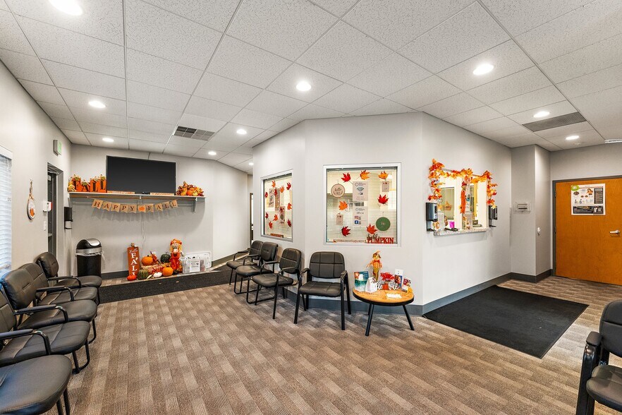 More Photos Of 1550 S Woodland Ave, Michigan City Medical For Sale