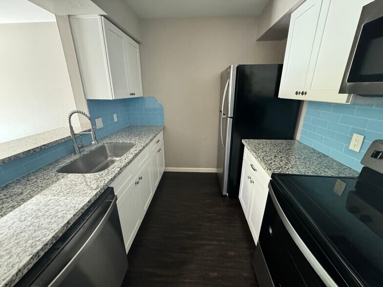 More Photos Of 7315 Housman, Houston Specialty For Sale