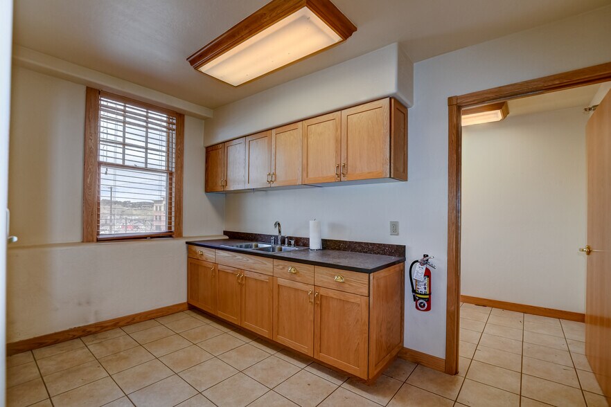 More Photos Of 147 N Cortez St, Prescott Office For Sale