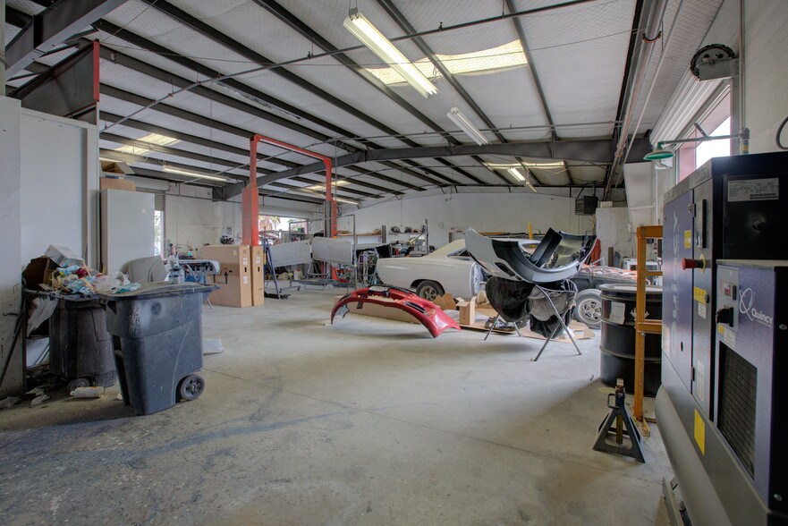 More Photos Of 17094 Road 26 Rd, Madera Auto Repair For Sale