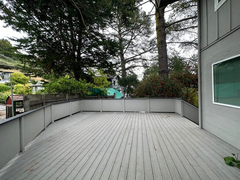 More Photos Of 405 Maple St, Mill Valley Apartments For Sale