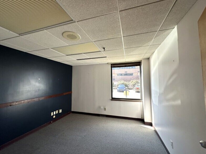 More Photos Of 301 W 1st St, Dayton Medical For Sale