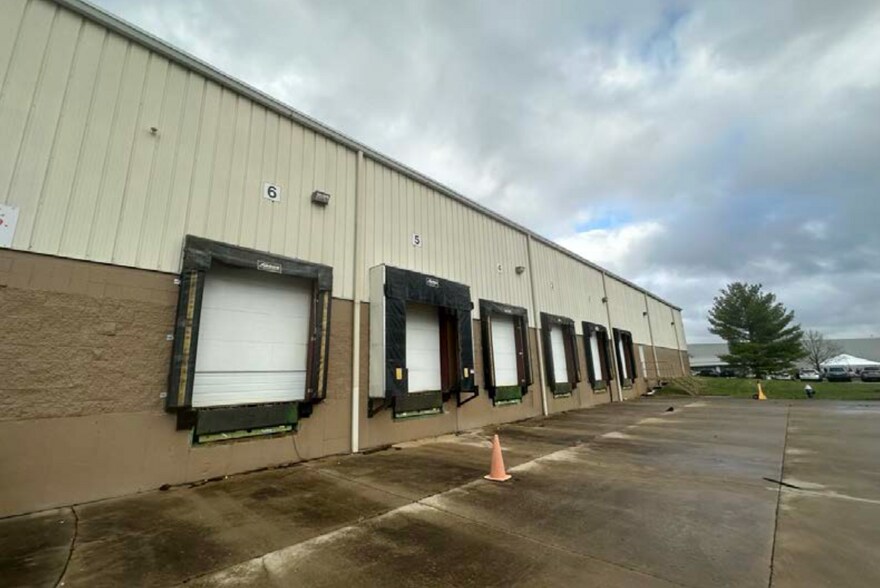More Photos Of 119 Northeast Dr, Loveland Warehouse For Lease