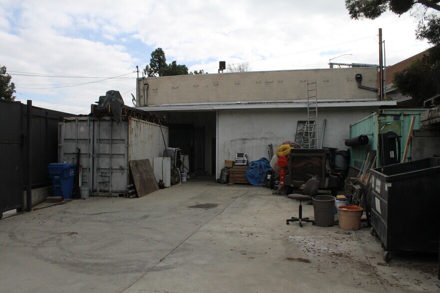 More Photos Of 661 N Pacific Ave, San Pedro Manufacturing For Sale
