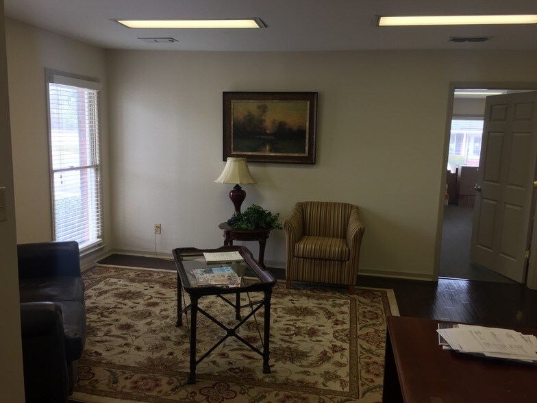 More Photos Of 149 Davis Rd, Augusta Office For Lease