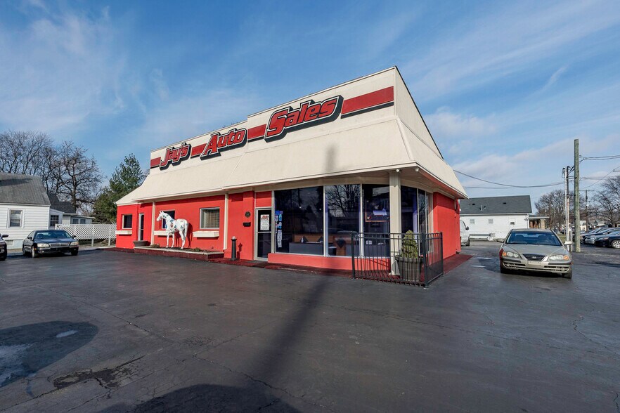 More Photos Of 1545 Berry Blvd, Louisville Auto Dealership For Sale